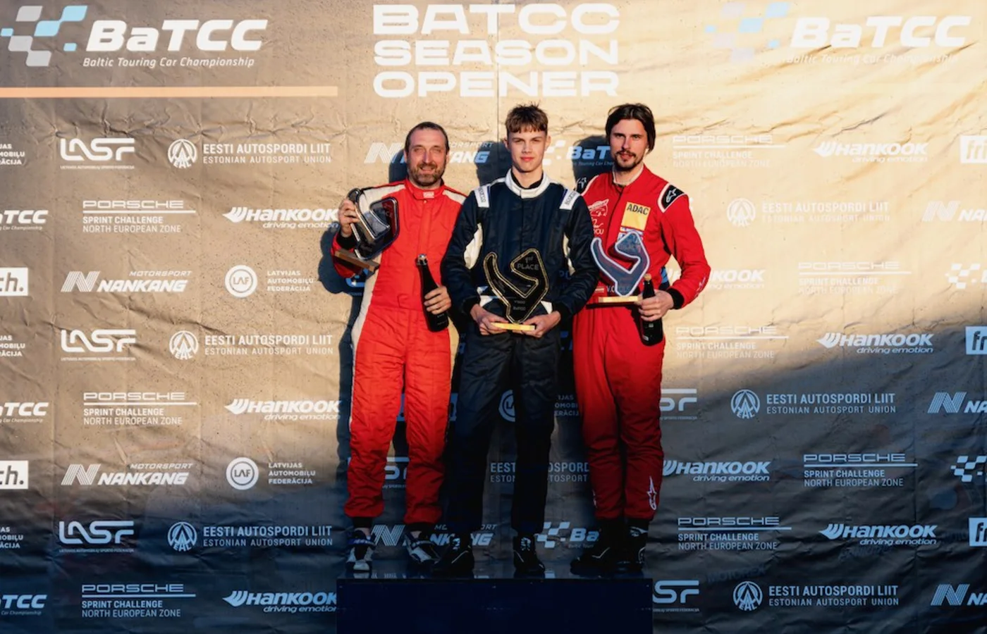Ragnar Simuland on the V1600 championship podium